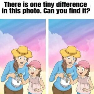 Can You Spot the One Difference in This Mother and Daughter Picture?